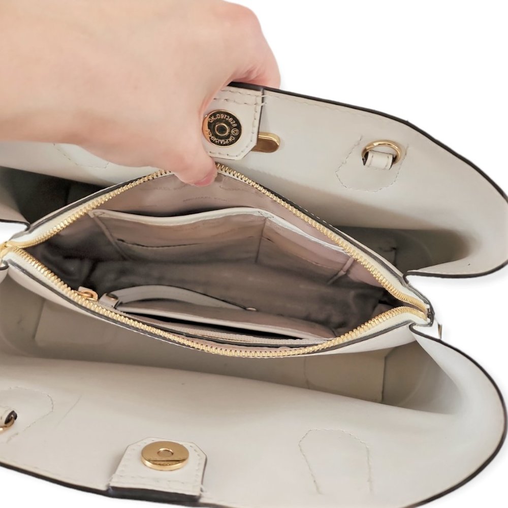 Michael Kors Mercer Gallery Ladies Medium White Leather Tote Bag - Picture 8 of 8